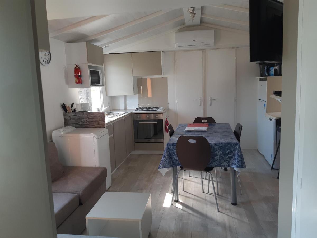 Les Mobiles Homes De La Palmyre 레 마트 외부 사진